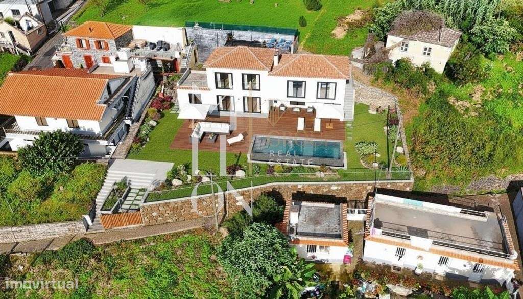 Propriedade no Arco da Calheta para recuperar-29