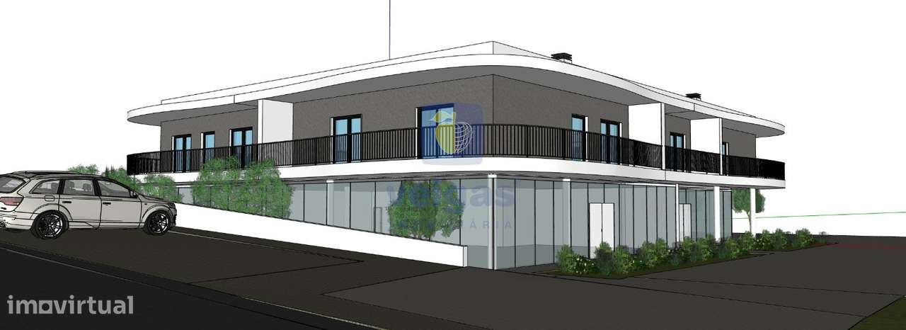 Loja nova com 118 m², com terreno adjacente de 2.060m2, junto à Estrad-10