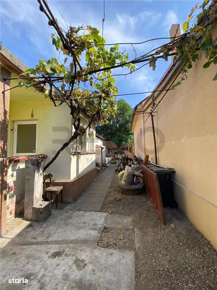 RECO Casa de vanzare zona Velenta - Imagine principală: 2/13