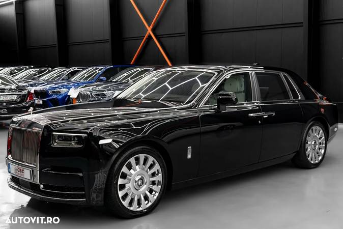 Rolls-Royce Phantom - 5