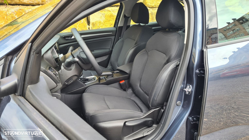 Renault Mégane 1.5 Blue dCi Intens EDC - 32