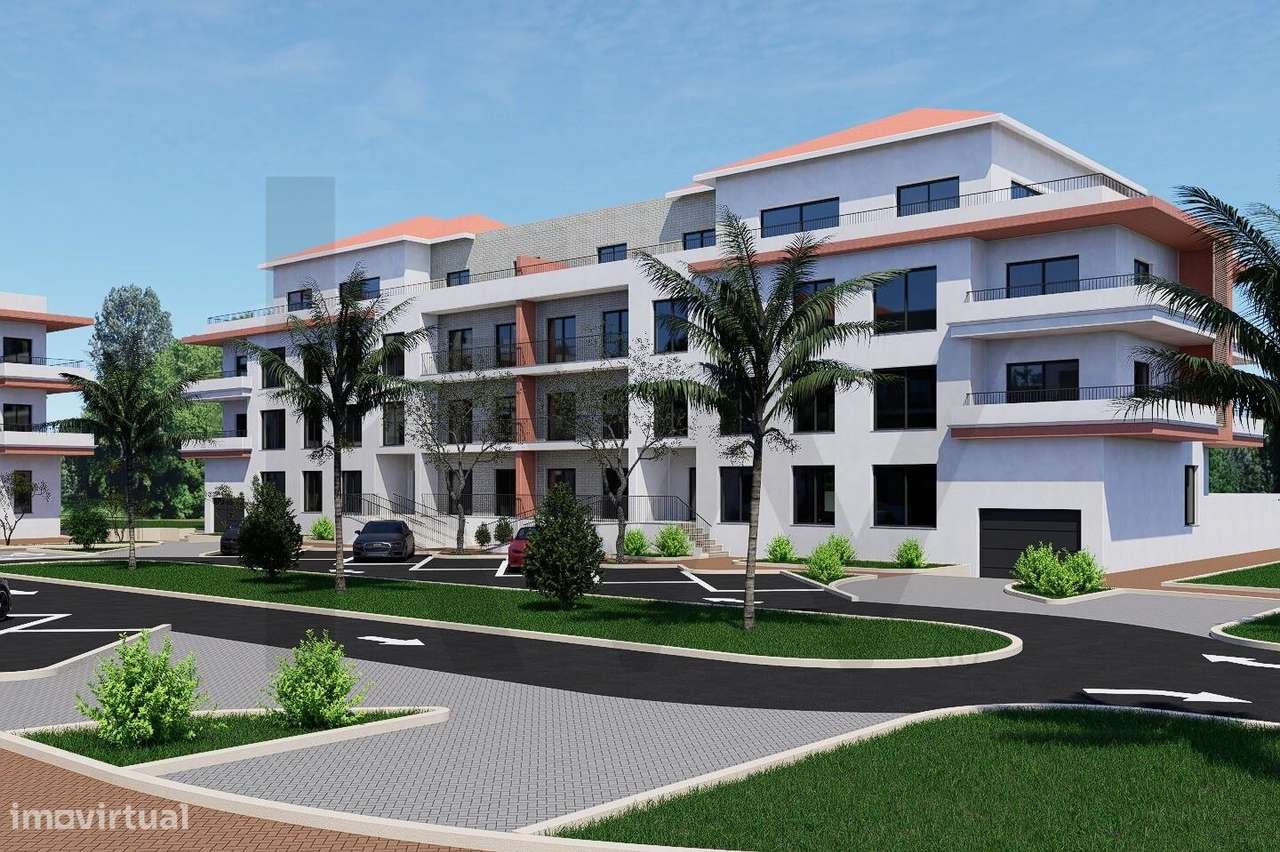 Terreno URBANO para construção e projeto para 48 fogos em  Porto Alto - Grande imagem: 2/24