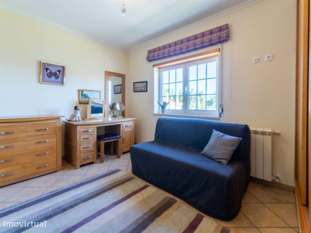 Moradia com Piscina, Jardim e Garagem no Nadadouro, Caldas da Rainha-19