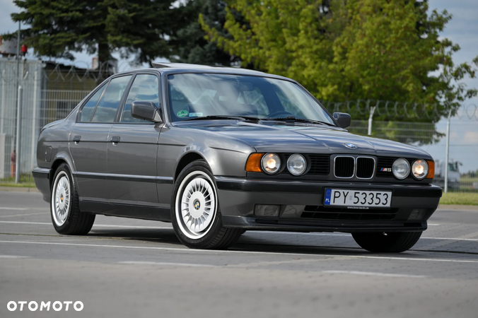 BMW M5 Standard - 9