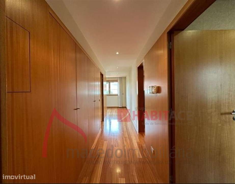 Moradia Individual T3 com piscina em Lomar-14