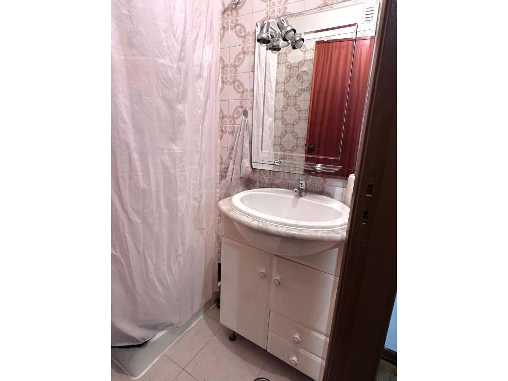 Apartamento T3 - Póvoa Sta. Iria-21