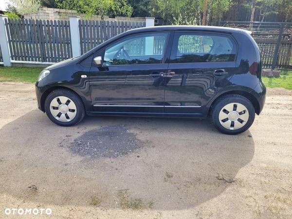 Volkswagen up! (BlueMotion Technology) move - 4