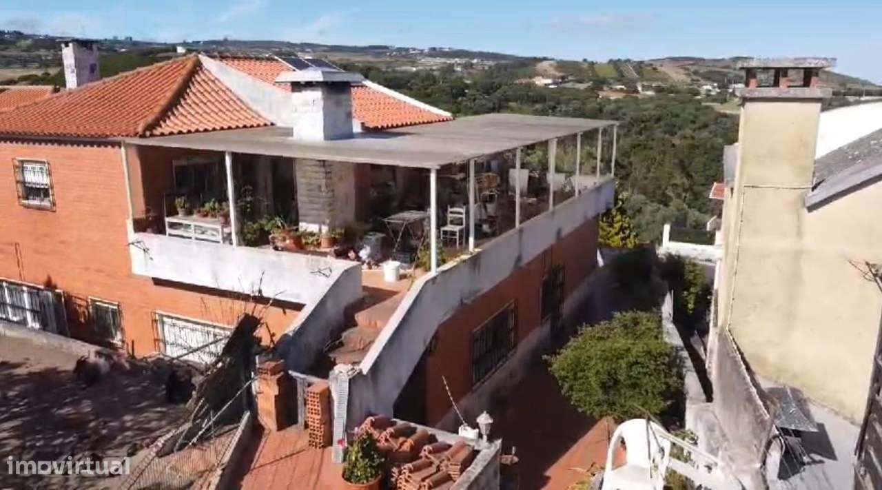 Moradia T5 com 2 Cadernetas + 3 Utilizações Independentes | Loures. - Grande imagem: 4/26