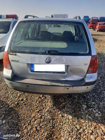 Dezmembrari/Dezmembrez Volkswagen Golf 4 - 4