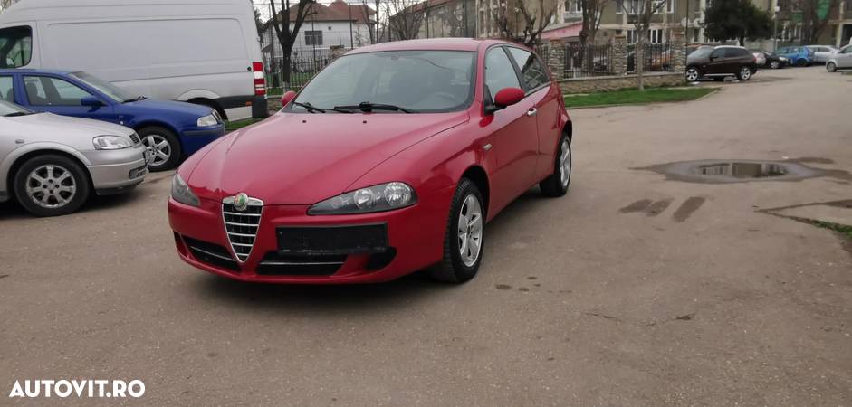 Alfa Romeo 147 1.6 T.S. 16V 120 Veloce - 5