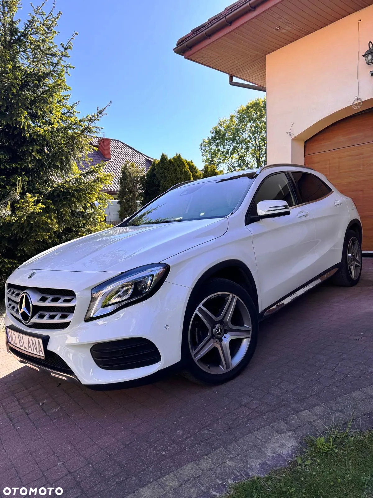 Mercedes-Benz GLA 200 7G-DCT AMG Line - 9