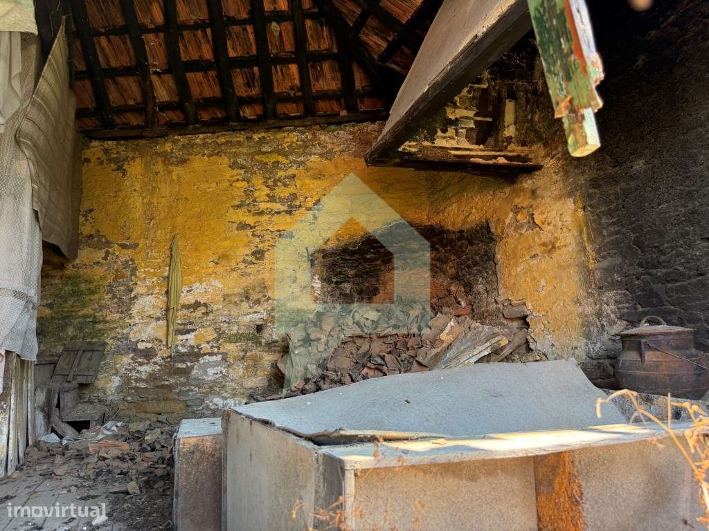 Casa de campo com projeto aprovado em Cidadelhe, Mesão Frio-17