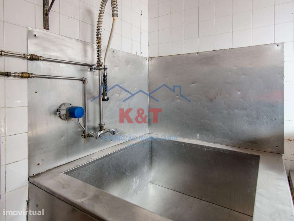 Espaço para Restaurante | Praia da Rocha | 947 m² | Inserido em Emp...-16