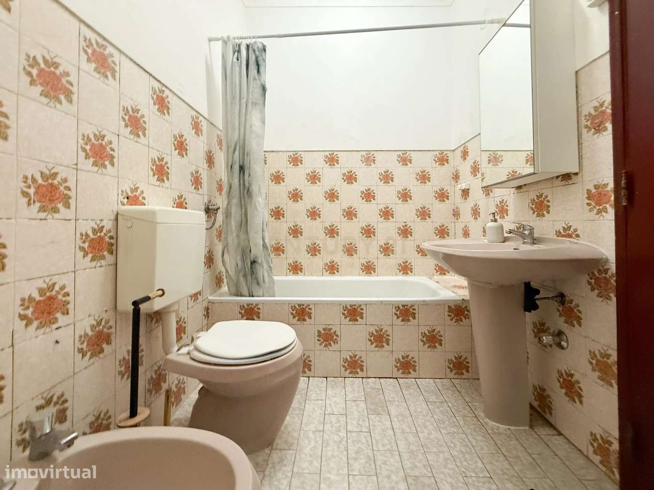 Apartamento T2 | Baixa | Varandas | Vista Desafogada | Faro-12