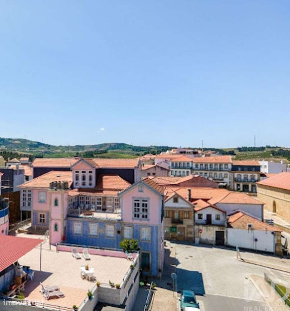 Solar T13 em Armamar de 1093,00 m2 - Grande imagem: 3/30