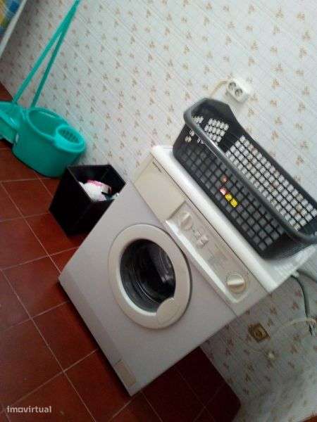 Arrenda-se apartamento T1 com terraço a 2 min do polo I da UBI - Grande imagem: 4/8