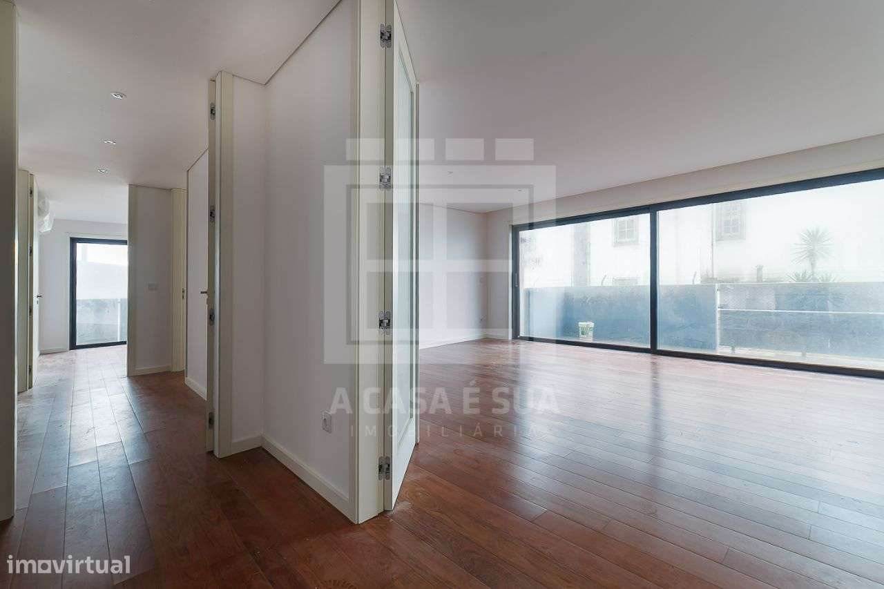 Fabuloso Apartamento T3 novo com terraço perto de Santo Ovídio, V.N. G - Grande imagem: 4/19