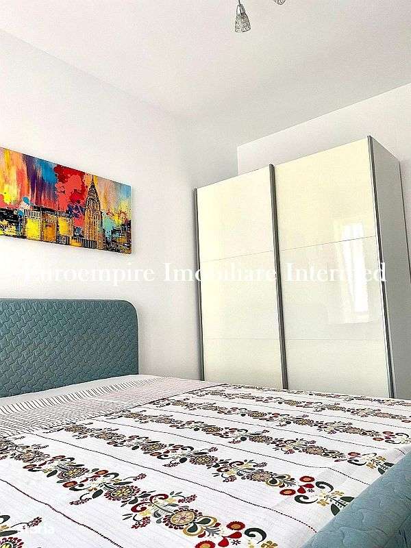 Apartament de vanzare cu 3 camere, zona km 4-5 - Imagine principală: 3/9