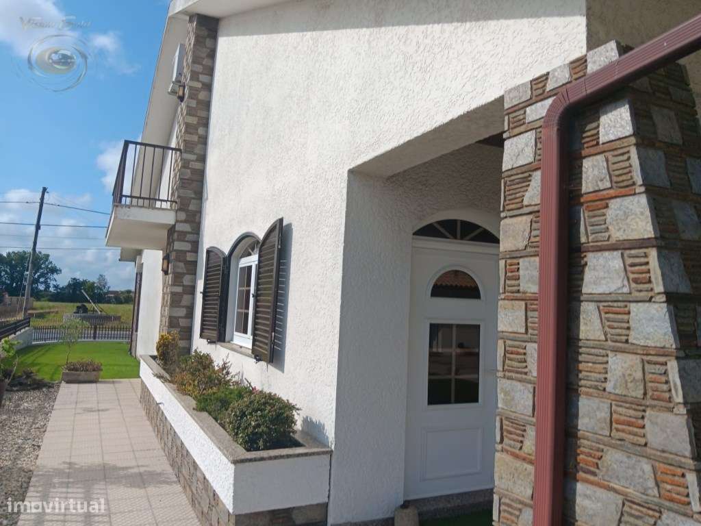 Moradia T3+1 com recheio.-45