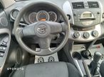 Toyota RAV4 2.0 VVT-i Sol - 13