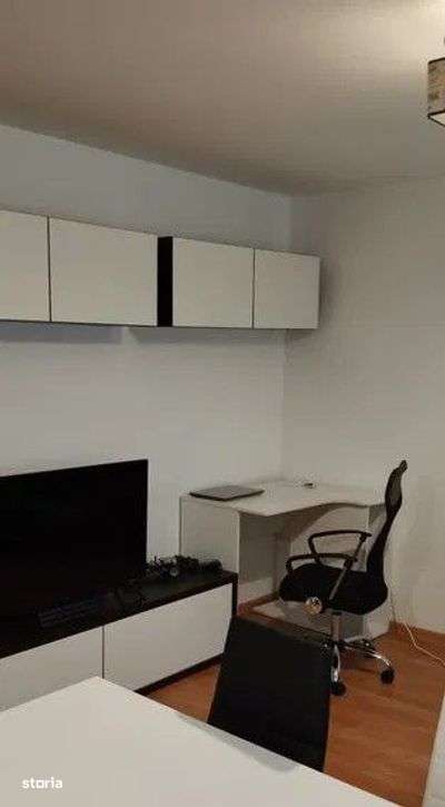 Studio Mall/Coresi - Imagine principală: 1/8