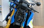 Suzuki GSX - 11