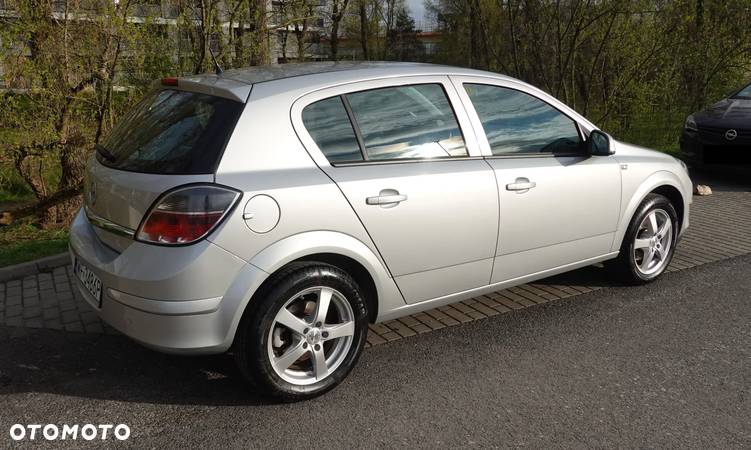 Opel Astra III 1.6 - 18