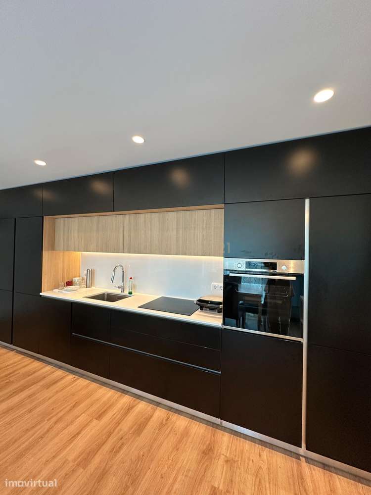 Apartamento T3 , 4º andar a venda em Mafamude , Vila Nova de Gaia, Por-7