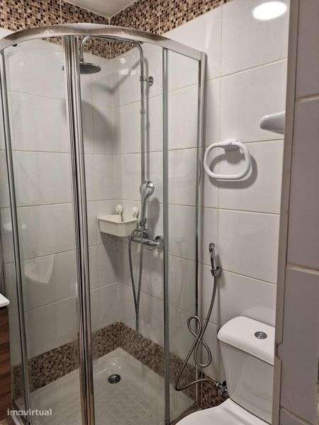 T0/Studio no Centro de Custóiass. - Grande imagem: 5/5