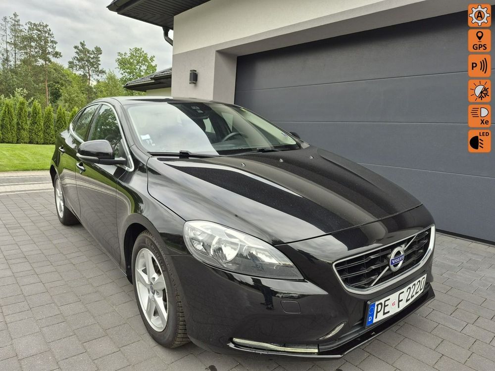 Volvo V40 II (2012-) 2015