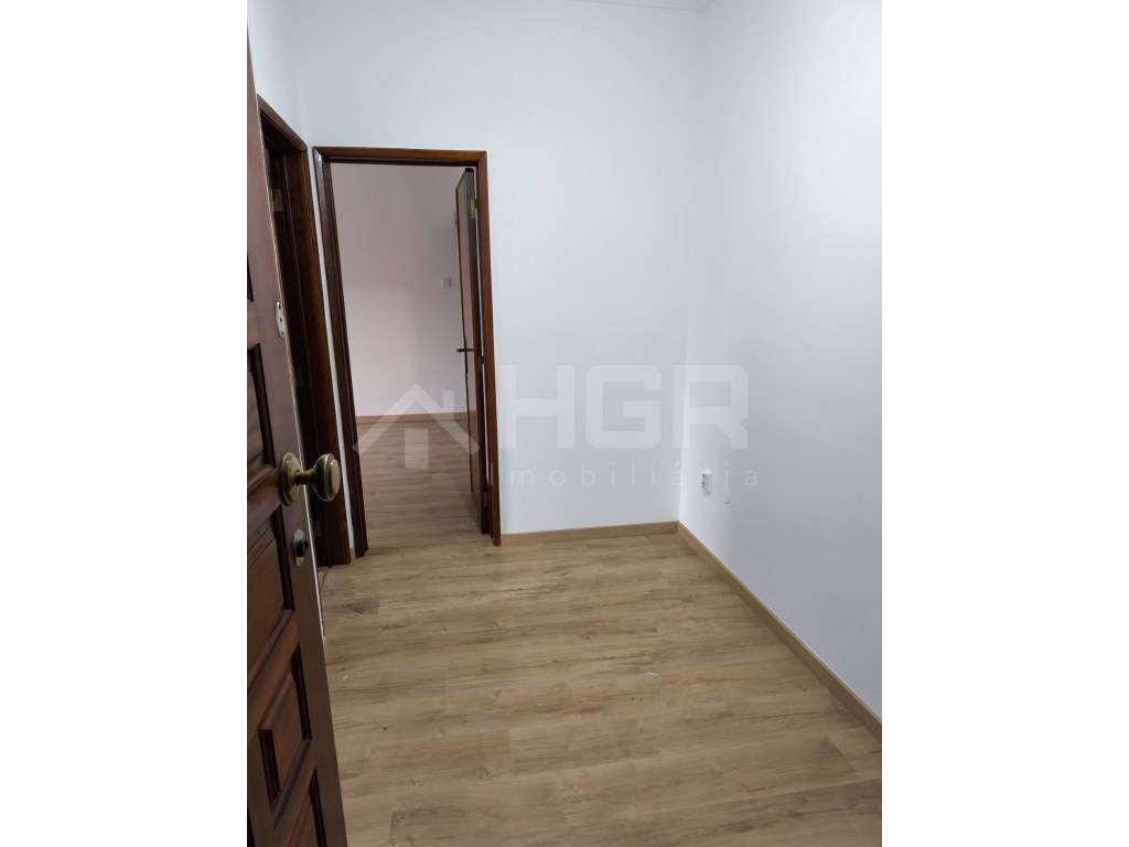 T3 | RENOVADO | 2 CASAS DE BANHO | ALTO SEIXALINHO-5