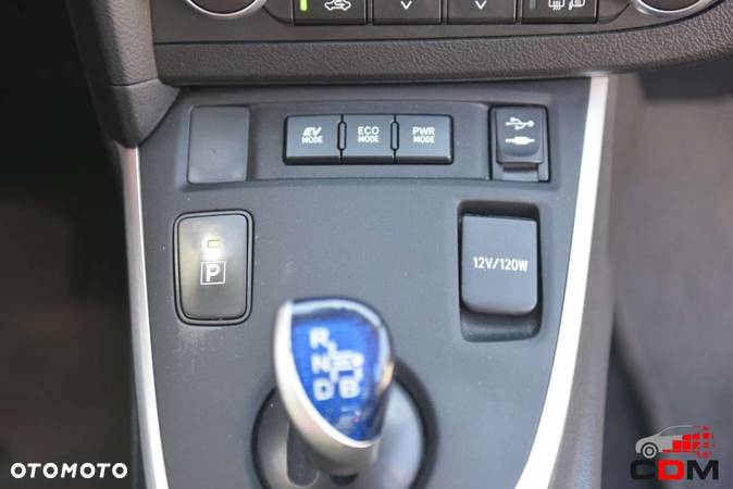 Toyota Auris 1.8 VVT-i Hybrid Automatik Executive - 27