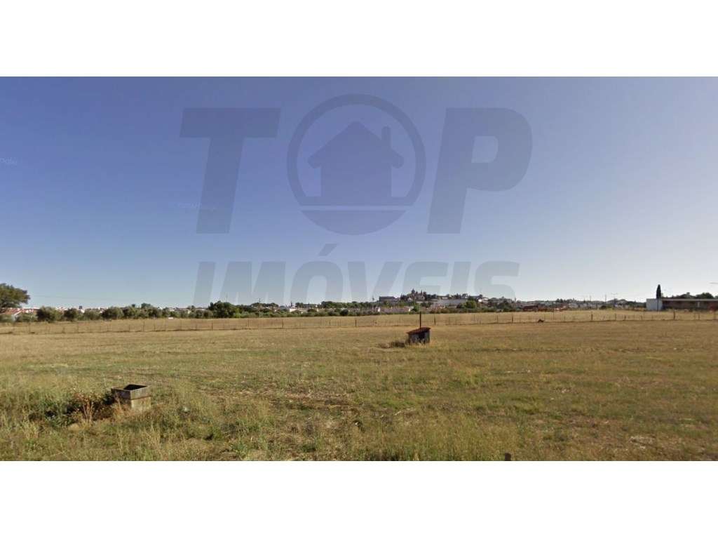 Terreno Urbano - 4.425Ha - Centro de Évora - 3.600.000€ - Grande imagem: 2/9