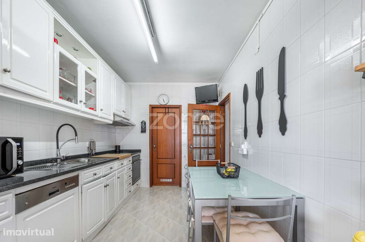 T3 com 130 m², 2 Varandas e Garagem Fechada | Forno – Rio Tinto-5