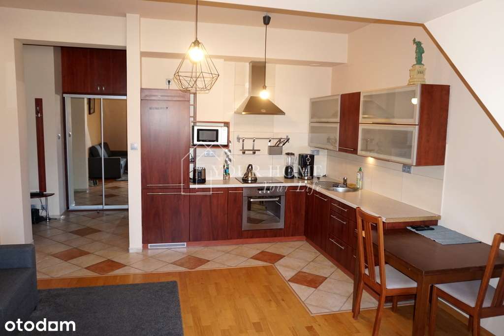 Ołtaszyn*Ul. Zwycięska*2 pokoje 47m*garaż*komórka-1