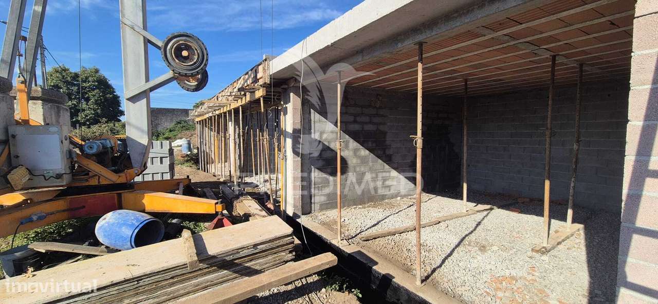 Moradia T3 - Lage, Vila Verde - Grande imagem: 4/24