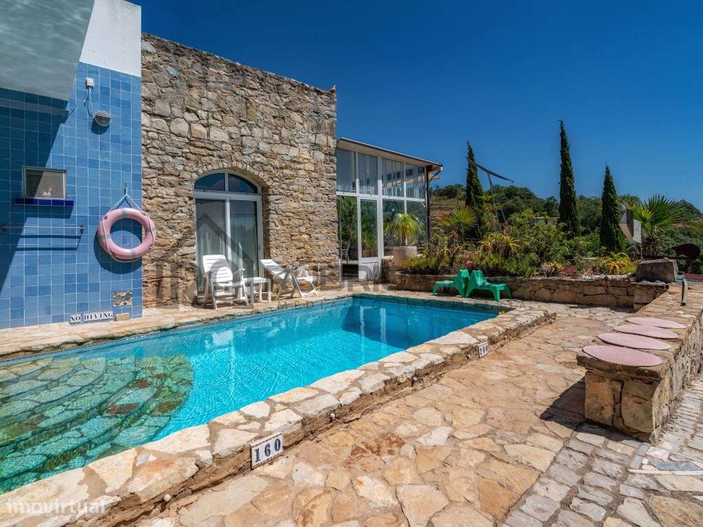 Propriedade Única em Zona Privilegiada com Vista Mar e Piscina - Loulé-50