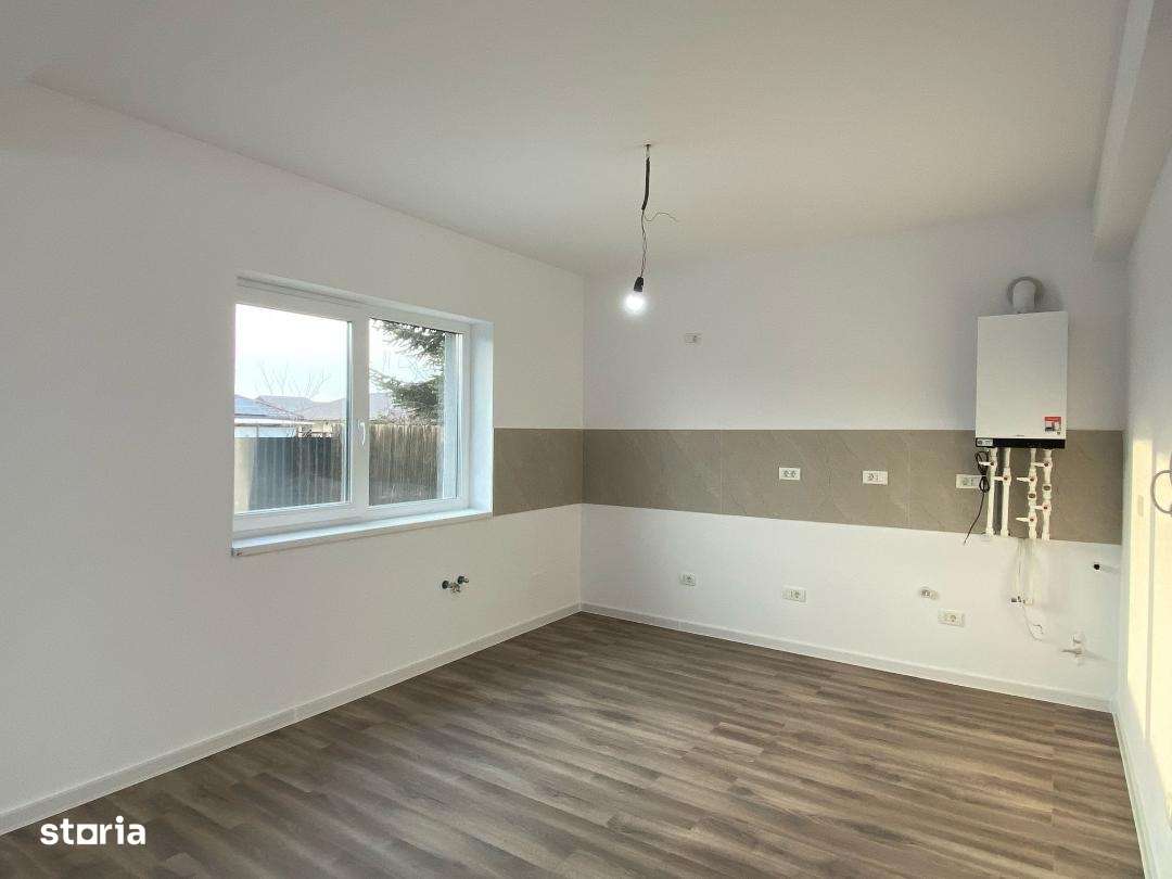 DOMNESTI | Casa P+1 |4 Camere | finisaje lux - Imagine principală: 2/12