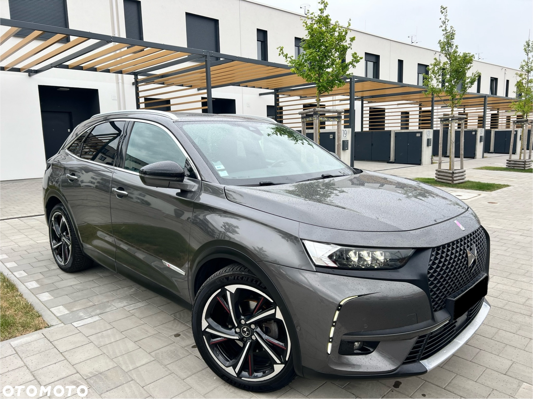 DS Automobiles DS 7 Crossback 2.0 BlueHDi Performance Line + - 6