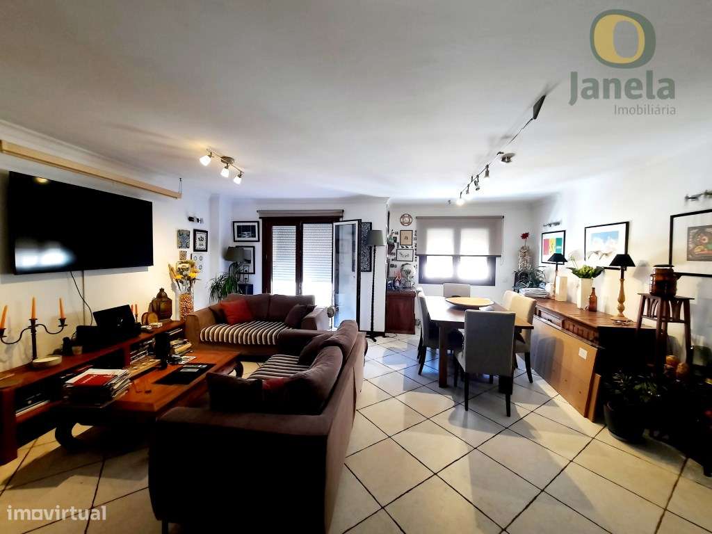 T3 Duplex na baixa de Faro, com enormes varandas - Grande imagem: 4/10