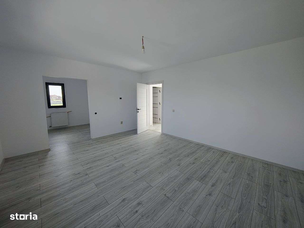 Casa individuala Clinceni, 5 min autobuz , 10 min Bucuresti - Imagine principală: 4/17