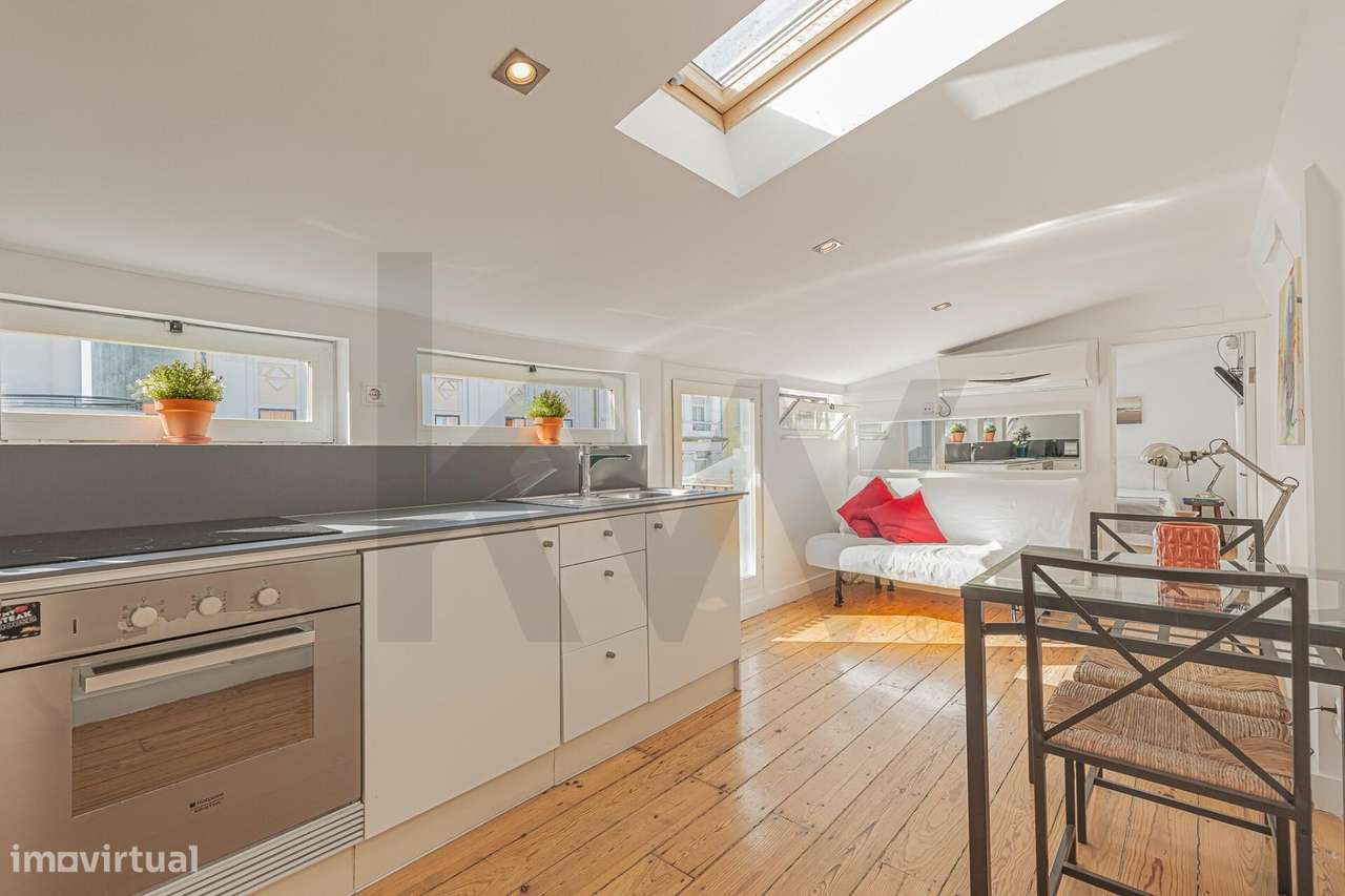 LUMINOSO APARTAMENTO T1 COM VARANDA NO PRÍNCIPE REAL, LISBOA - Grande imagem: 4/23