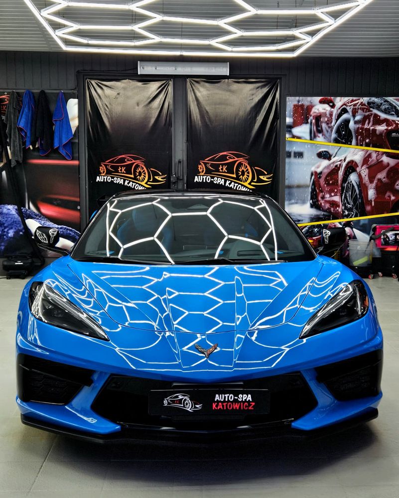 Chevrolet Corvette C8 2024