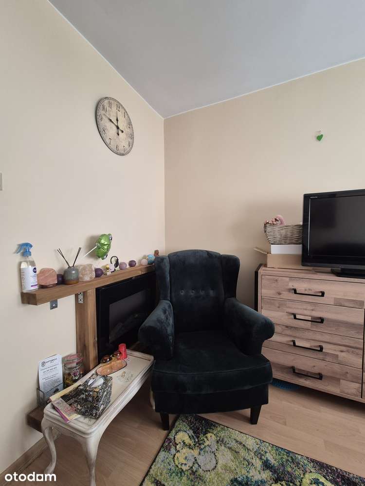 Dom 270 m2 I os. Białe Sady I do częściowego remontu I 3 mieszkania I-15