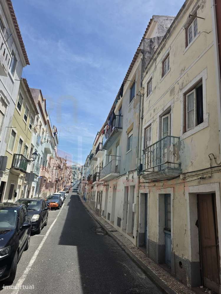 Investimento - Edifício p/ Recuperar - Centro da Nazaré - Grande imagem: 5/12