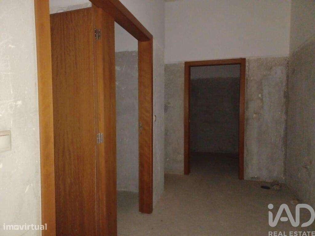 Loja / Estabelecimento Comercial em Cidade da Maia de 315,00 m2 - Grande imagem: 4/4