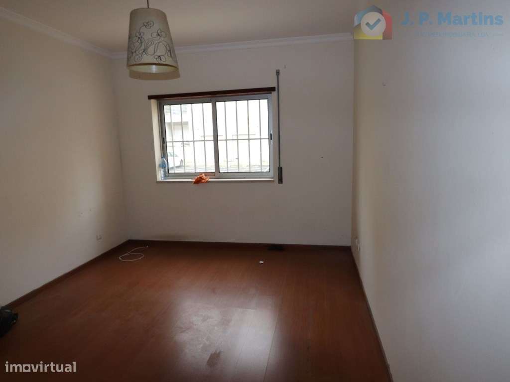 Apartamento T4 c/ varanda, Alto do Seixalinho, Barreiro-10