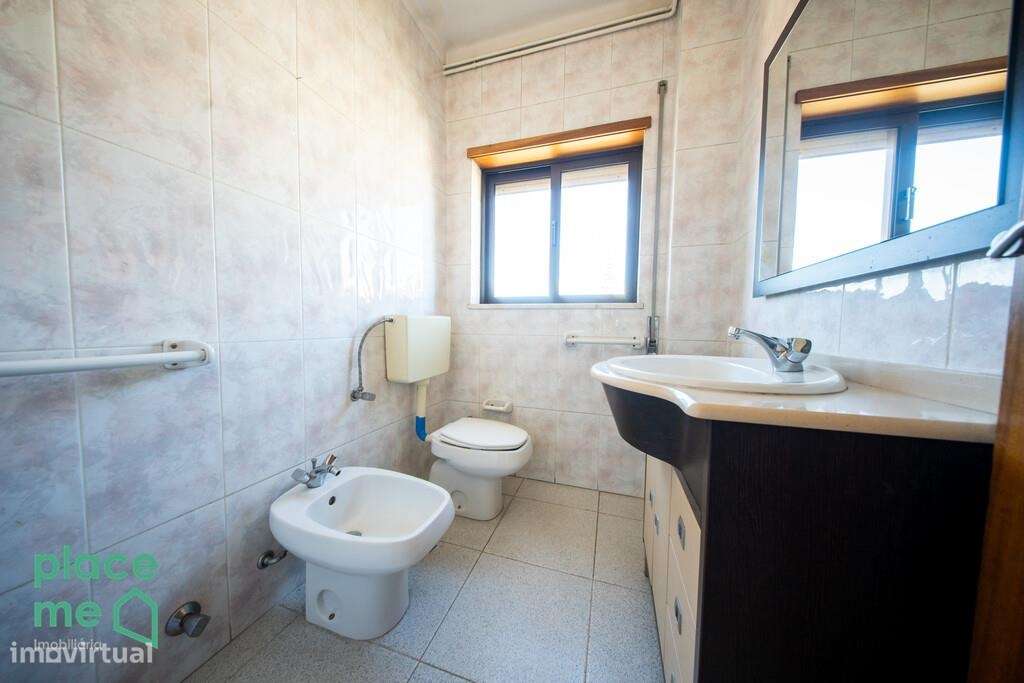 Moradia Individual com mais de 900m2 em Palmeira, Braga-10