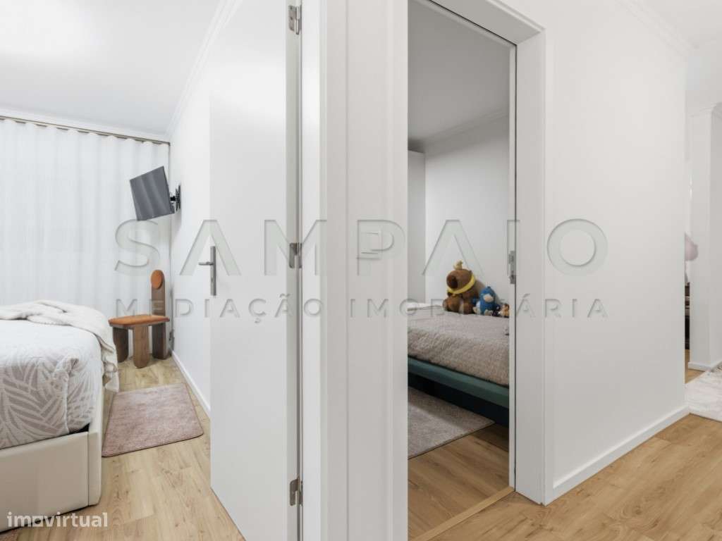 Apartamento T3 - Valbom - Recuado!-27