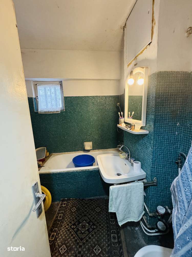 Apartament 2 camere ,etajul 1 Micalaca - Imagine principală: 5/7